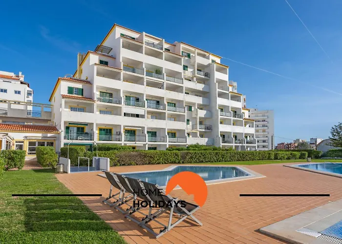 #292 Mar A Vista 33 By Holidays Apartment *