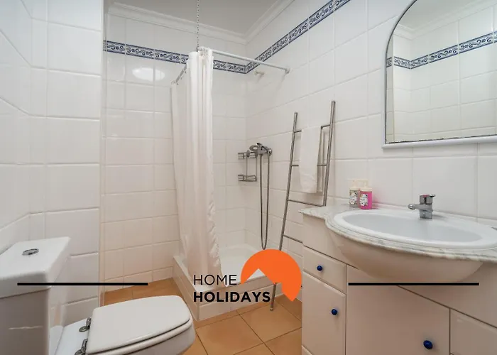 #292 Mar A Vista 33 By Holidays Apartment *